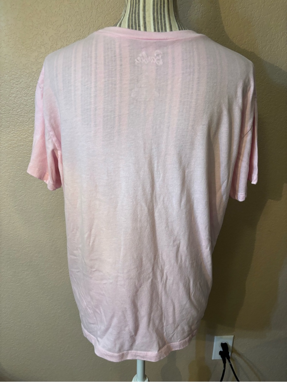 Barbie Tee XL Light Pink with White Barbie Script Logo Mattel Cotton Polyester - Picture 5 of 11